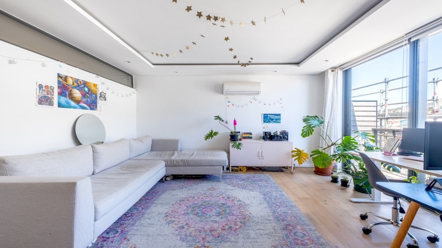 1 Bedroom Property for Sale in Woodstock Western Cape